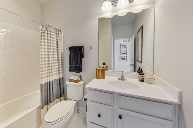 509 TRIGGERFISH DR, National Harbor, MD 20745