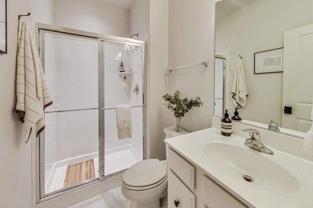 509 TRIGGERFISH DR, National Harbor, MD 20745