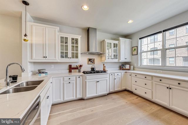 509 TRIGGERFISH DR, National Harbor, MD 20745