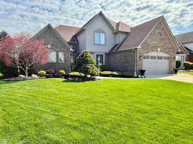 47094 Burning Tree Lane, Macomb Twp, MI 48044