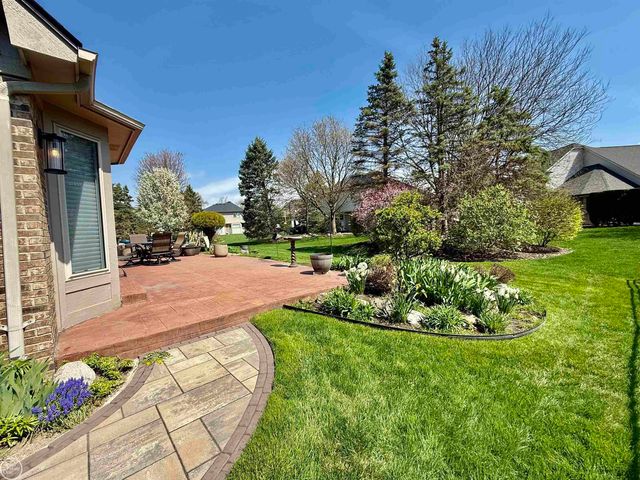 47094 Burning Tree Lane, Macomb Twp, MI 48044
