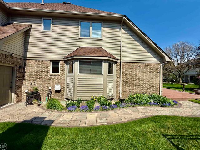 47094 Burning Tree Lane, Macomb Twp, MI 48044
