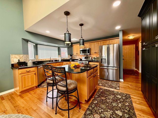 47094 Burning Tree Lane, Macomb Twp, MI 48044