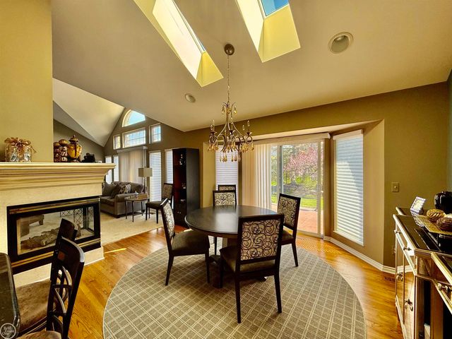 47094 Burning Tree Lane, Macomb Twp, MI 48044