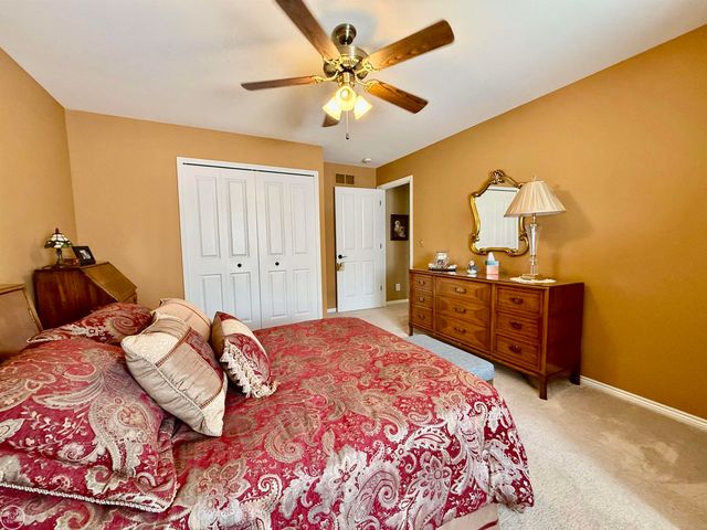 47094 Burning Tree Lane, Macomb Twp, MI 48044