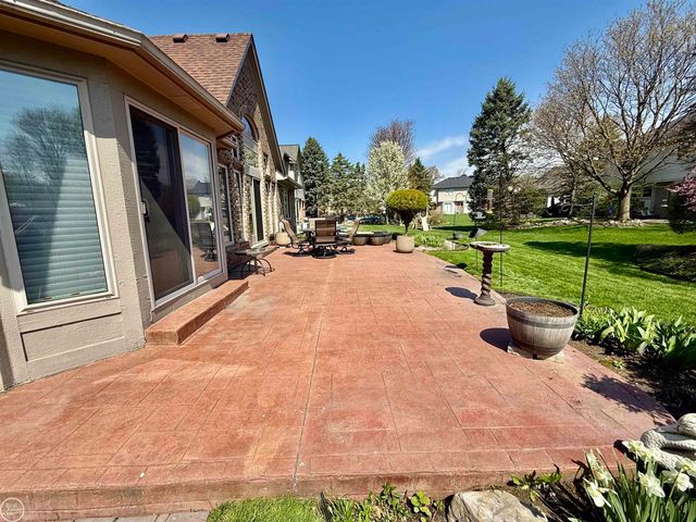 47094 Burning Tree Lane, Macomb Twp, MI 48044