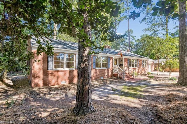 9 Scott RD, Newport News, VA 23606