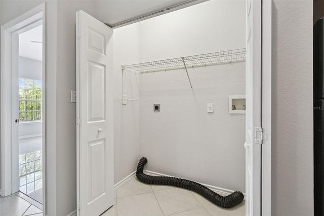 4304 BAYSIDE VILLAGE DRIVE 103, Tampa, FL 33615