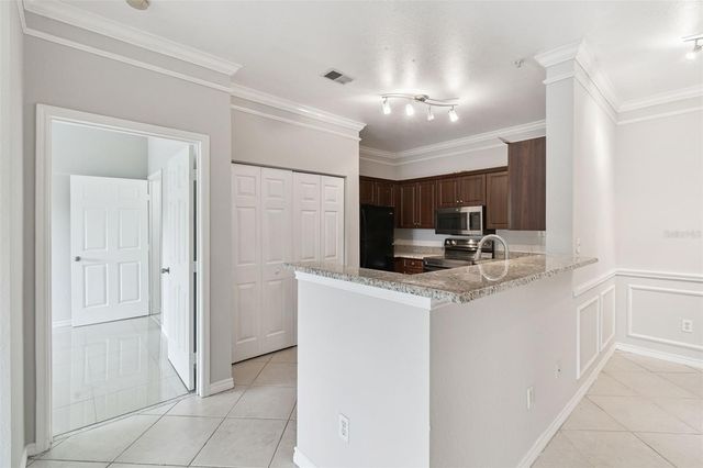 4304 BAYSIDE VILLAGE DRIVE 103, Tampa, FL 33615