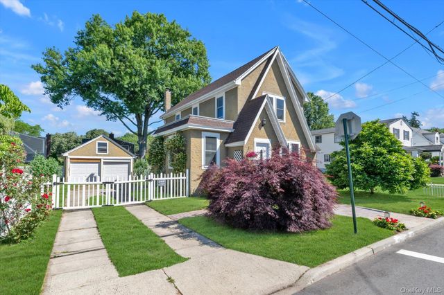 108 Memphis Avenue, South Floral Park, NY 11001
