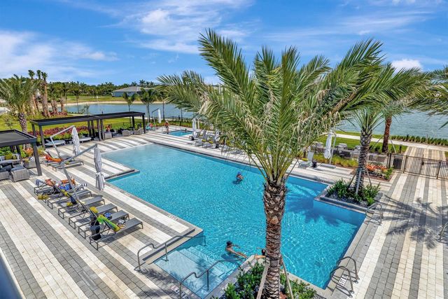 11527 SW Viridian Boulevard, Port St. Lucie, FL 34987