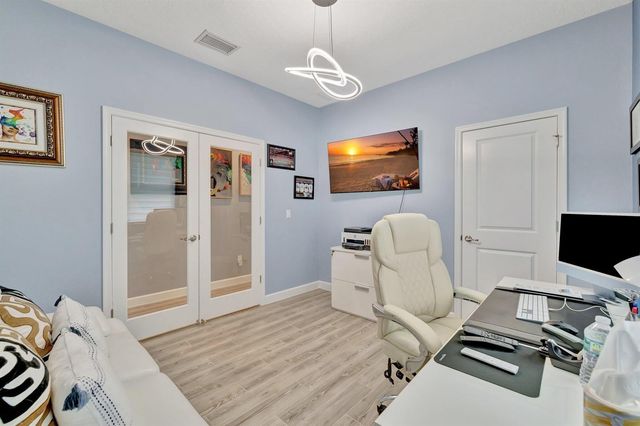 11527 SW Viridian Boulevard, Port St. Lucie, FL 34987