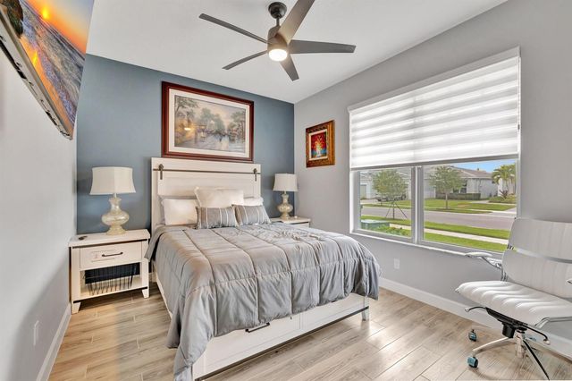 11527 SW Viridian Boulevard, Port St. Lucie, FL 34987