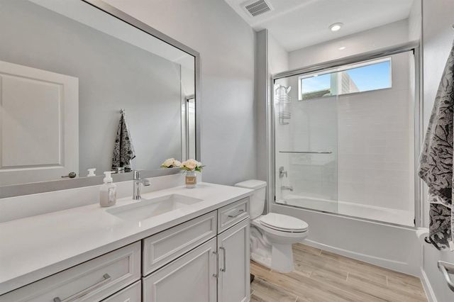 11527 SW Viridian Boulevard, Port St. Lucie, FL 34987