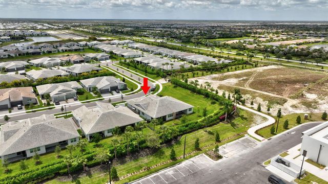 11527 SW Viridian Boulevard, Port St. Lucie, FL 34987