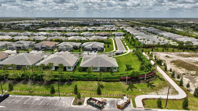 11527 SW Viridian Boulevard, Port St. Lucie, FL 34987