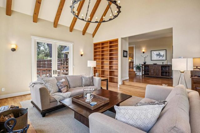 471 Dry Creek Road, Monterey, CA 93940