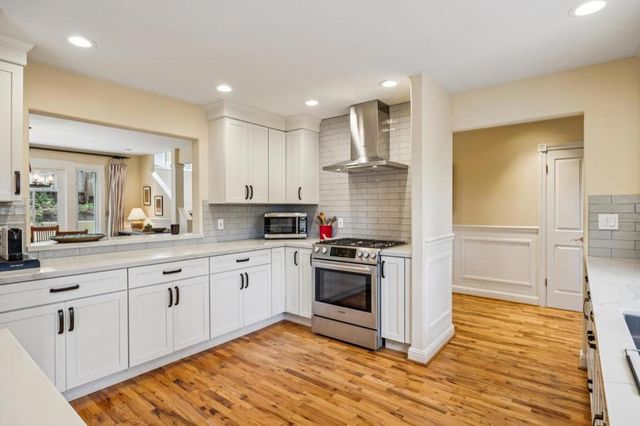 471 Dry Creek Road, Monterey, CA 93940