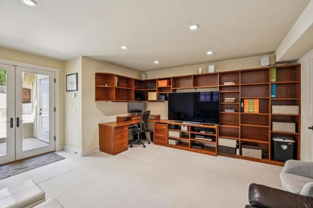 471 Dry Creek Road, Monterey, CA 93940