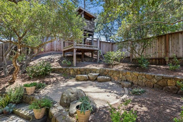 471 Dry Creek Road, Monterey, CA 93940