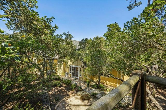471 Dry Creek Road, Monterey, CA 93940