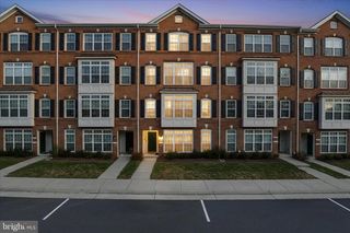 22768 FERNCREST TER, Brambleton, VA 20148