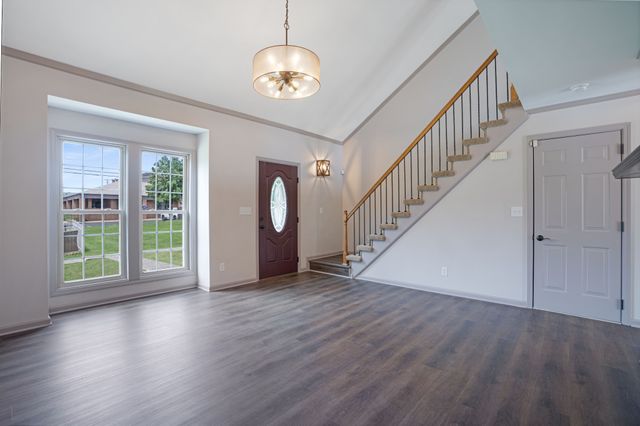 12 Magnolia Sq, Clarksville, TN 37043