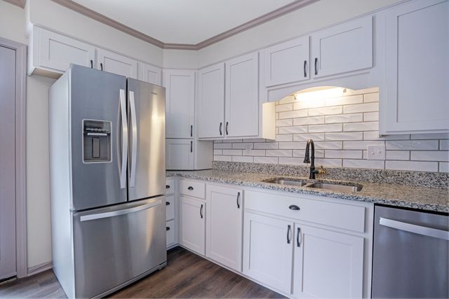 12 Magnolia Sq, Clarksville, TN 37043