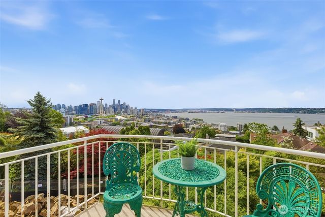 511 W Highland Drive, Seattle, WA 98119