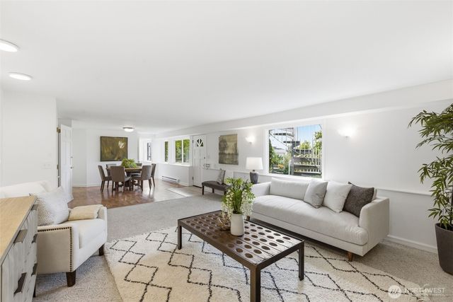511 W Highland Drive, Seattle, WA 98119