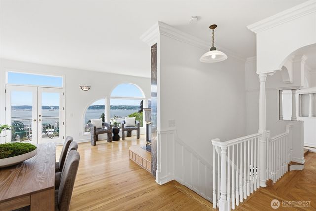 511 W Highland Drive, Seattle, WA 98119
