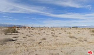 2483 Shore King Avenue, Thermal, CA 92274