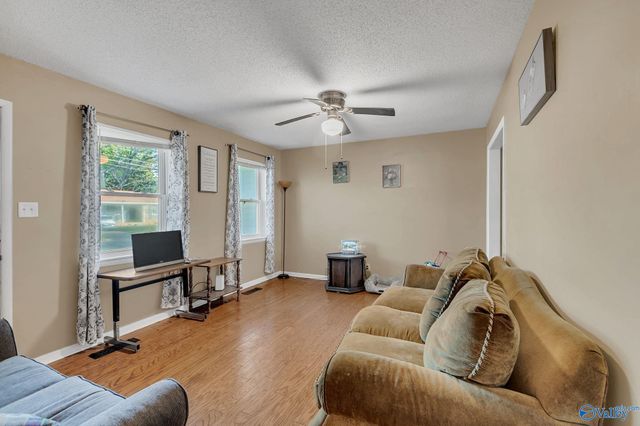 3705 South Westdale Court SW, Huntsville, AL 35805