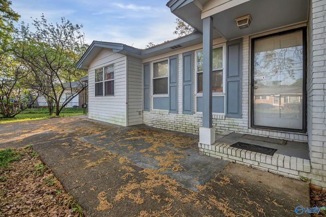 3705 South Westdale Court SW, Huntsville, AL 35805