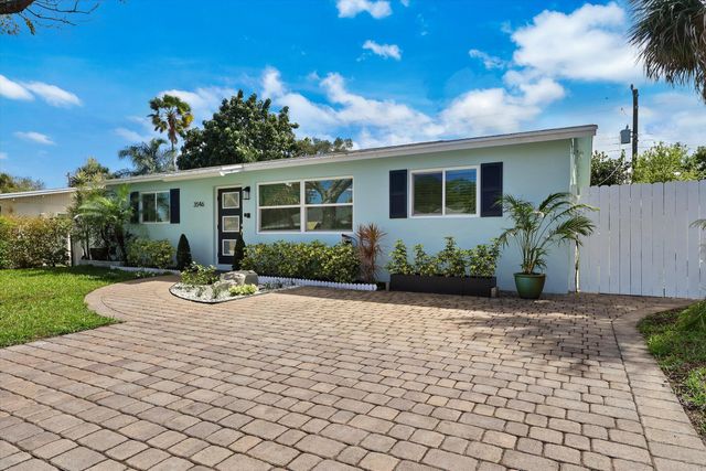 3546 Betty Ann Court E, Palm Beach Gardens, FL 33403