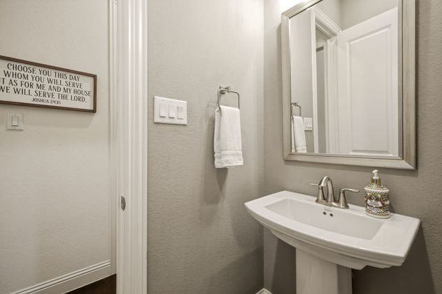 2905 Maverick Way, Celina, TX 75009