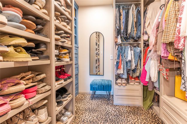 523 W 1st Street, Justin, TX 76247