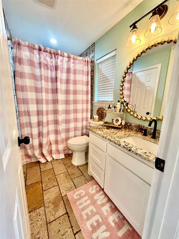 523 W 1st Street, Justin, TX 76247