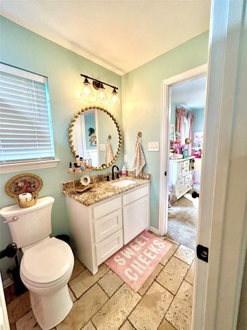 523 W 1st Street, Justin, TX 76247