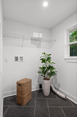 1703 E 14th Street, Chattanooga, TN 37404