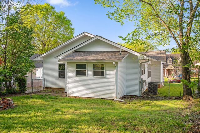 1703 E 14th Street, Chattanooga, TN 37404