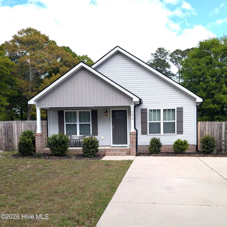 1086 Mille Avenue SW, Calabash, NC 28467