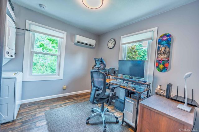 41 W 6th Street, Patchogue, NY 11772