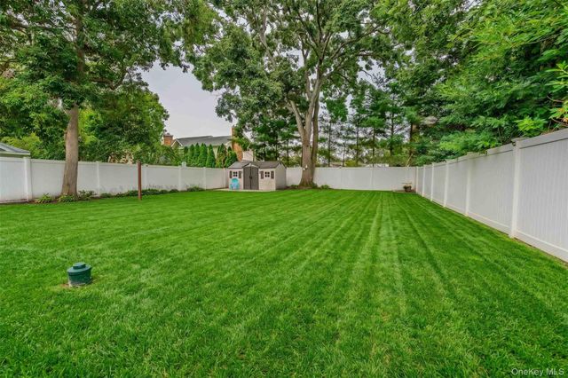 41 W 6th Street, Patchogue, NY 11772