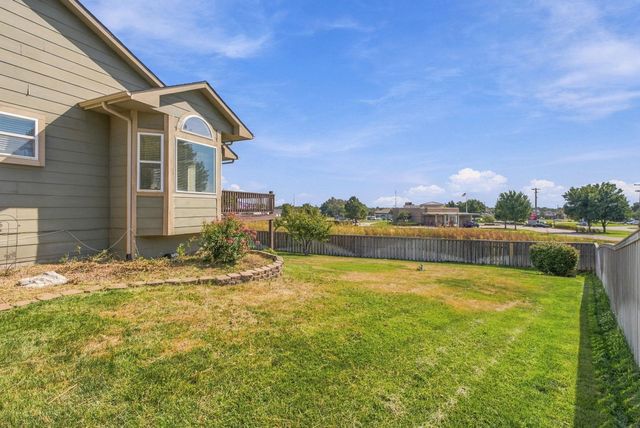 222 S Decker Ct, Wichita, KS 67235