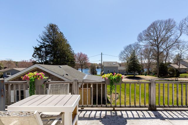 6 Scottsdale Road, Centerville, MA 02632