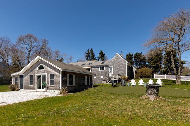 6 Scottsdale Road, Centerville, MA 02632