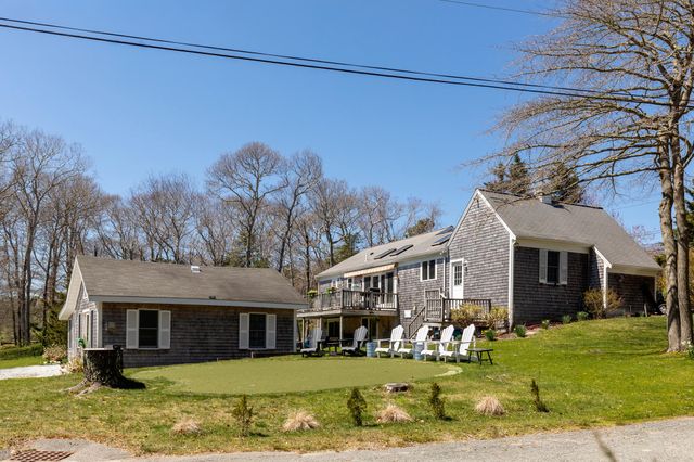 6 Scottsdale Road, Centerville, MA 02632