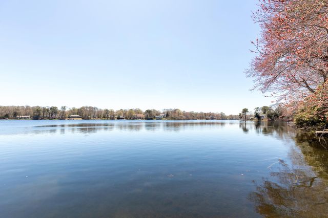 6 Scottsdale Road, Centerville, MA 02632