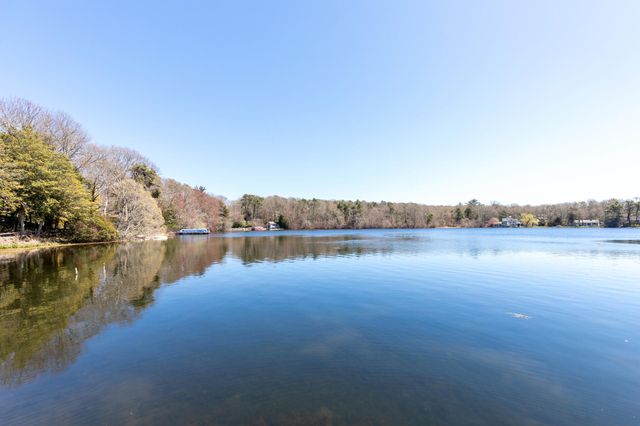 6 Scottsdale Road, Centerville, MA 02632
